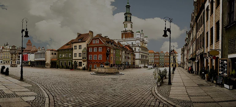 widok, panorama rynku w Poznaniu